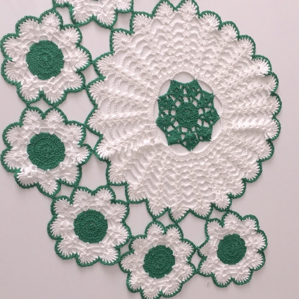 NWT Handmade crochet  table runner